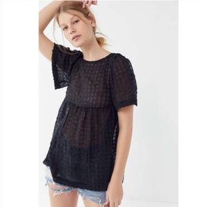 UO Helena Crinkle Short Sleeve Baby doll Top Small